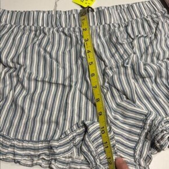 American Eagle Outfitters | Women's High Waist Ruffle Striped Blue White Shorts - Picture 12 of 13